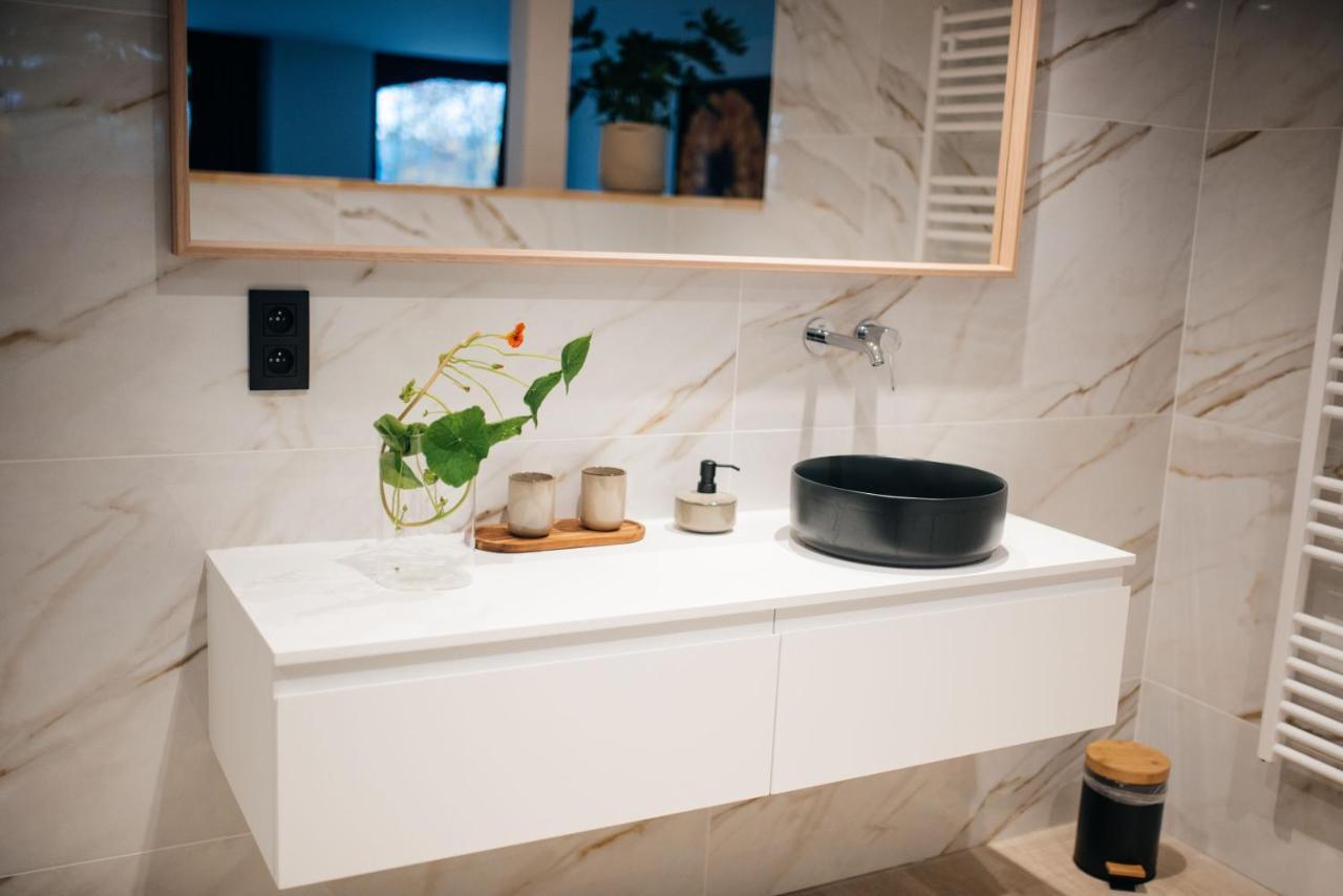 Chambres D'Hotes Eucalyptus Et Glycine เจนวาล ภายนอก รูปภาพ